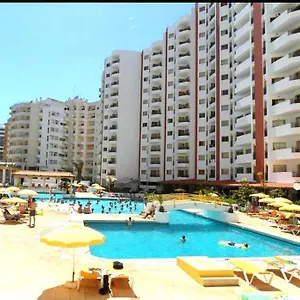 https://praia-da-rocha-com-piscina.hotelaalgarve.com